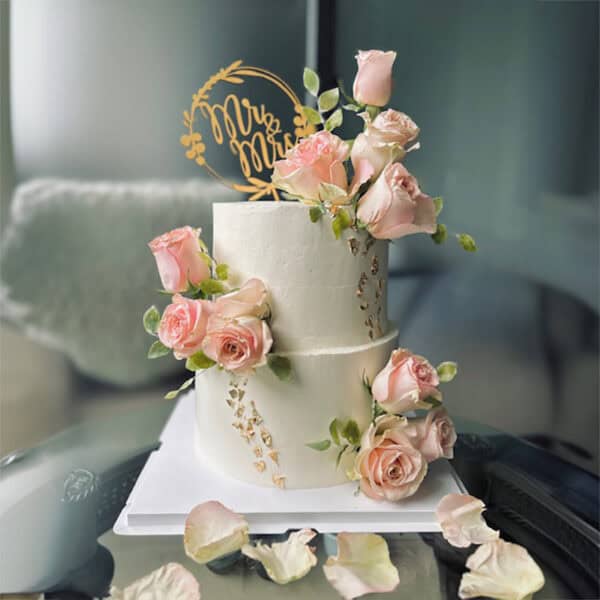 Alternative view of Buttercream flower cake - M5