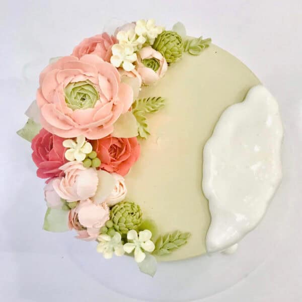 Buttercream flower cake - M4 - Image 2