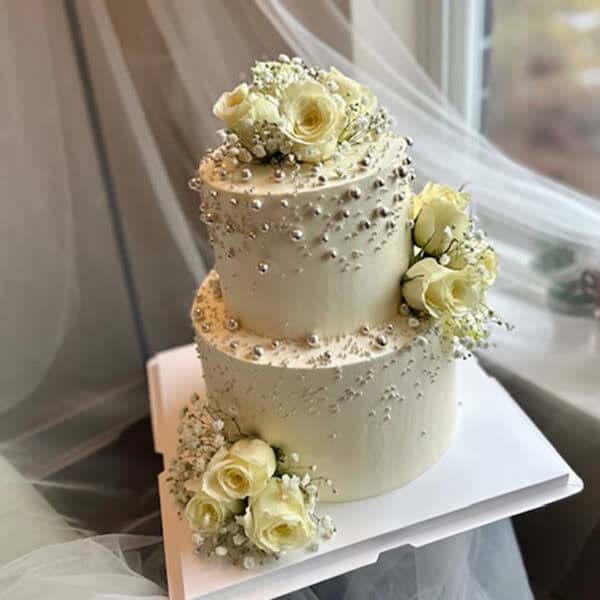 Buttercream flower cake - M2 - Image 5